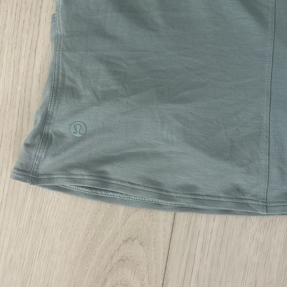 Lululemon round trip short sleeve - Picture 4 of 6